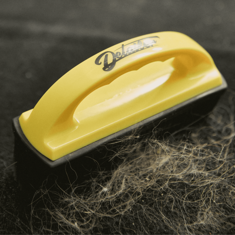 ESCOVA TIRA PELOS DETAILER